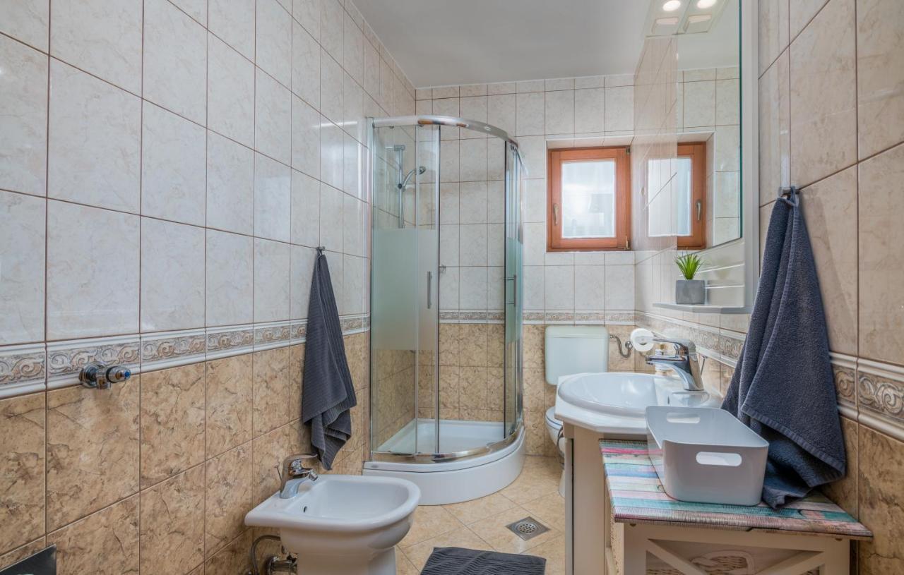 מאלינסקה Apartments Kvarner מראה חיצוני תמונה