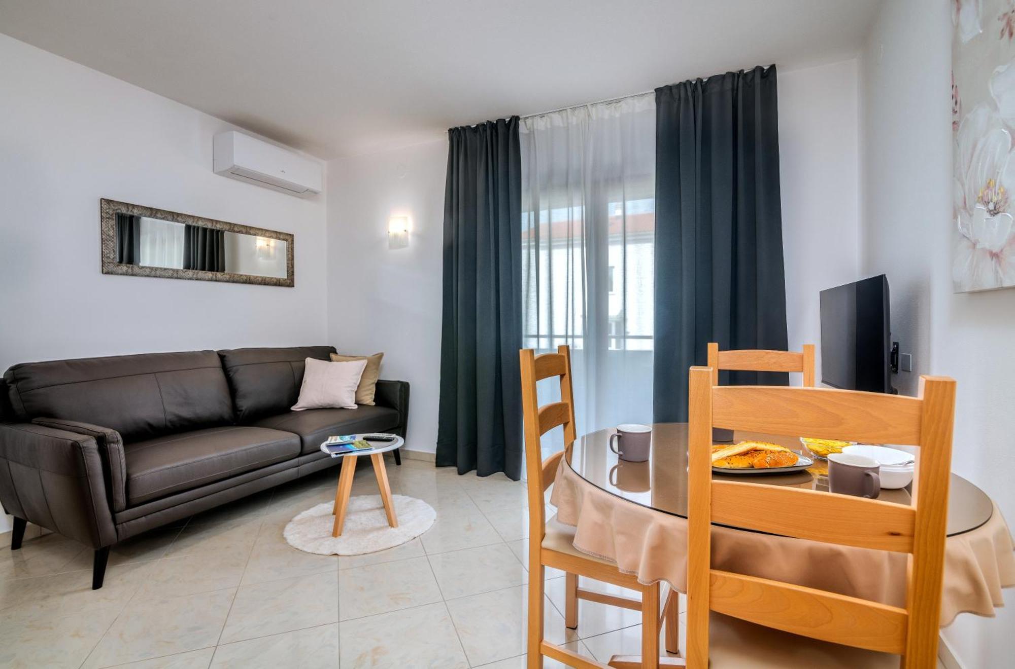 מאלינסקה Apartments Kvarner מראה חיצוני תמונה