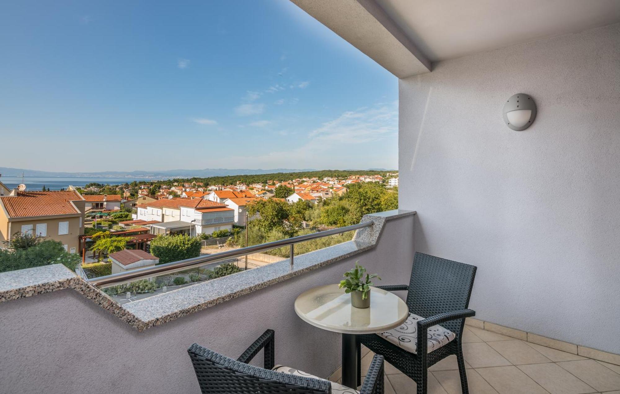 מאלינסקה Apartments Kvarner מראה חיצוני תמונה