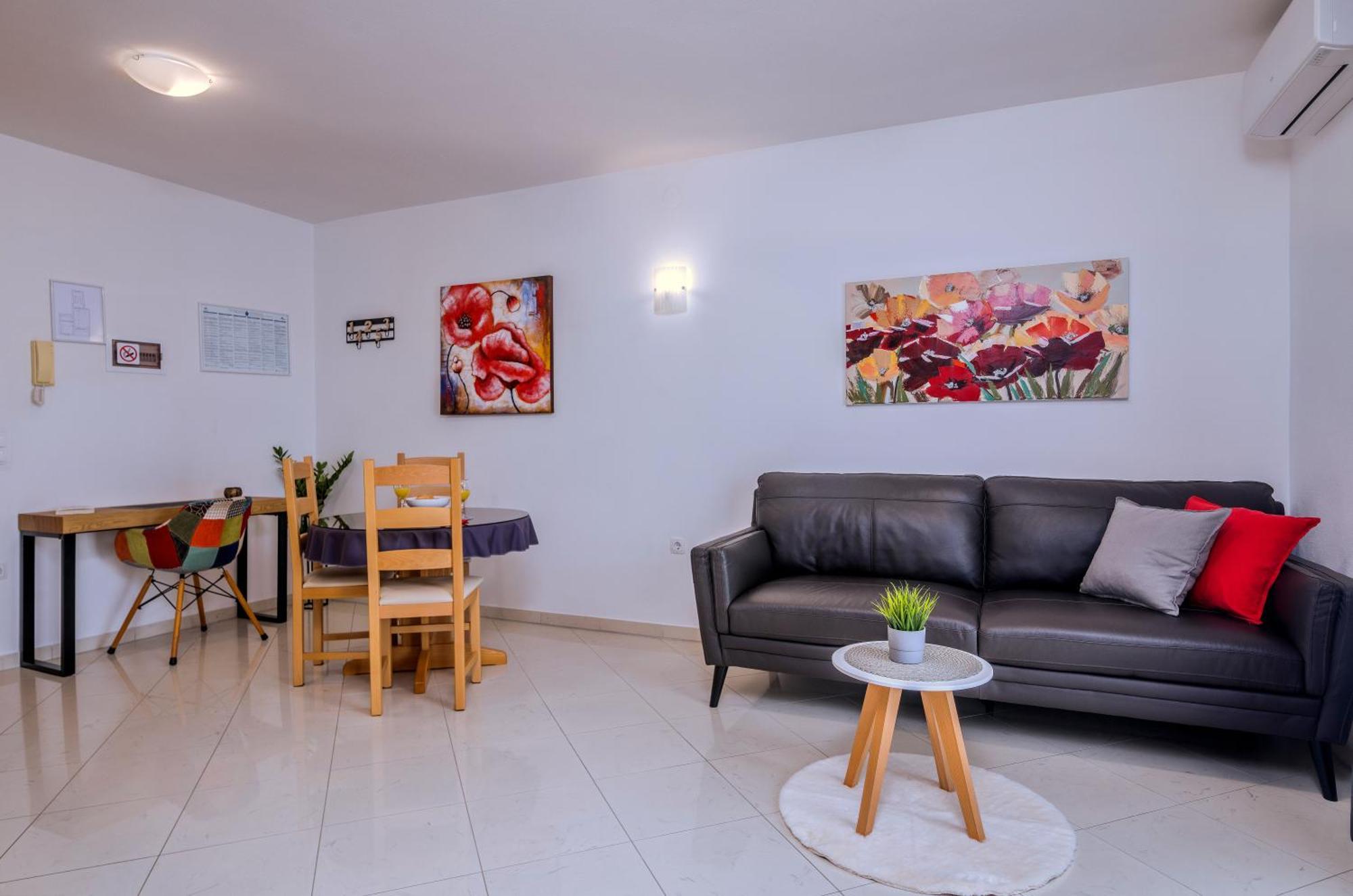 מאלינסקה Apartments Kvarner מראה חיצוני תמונה